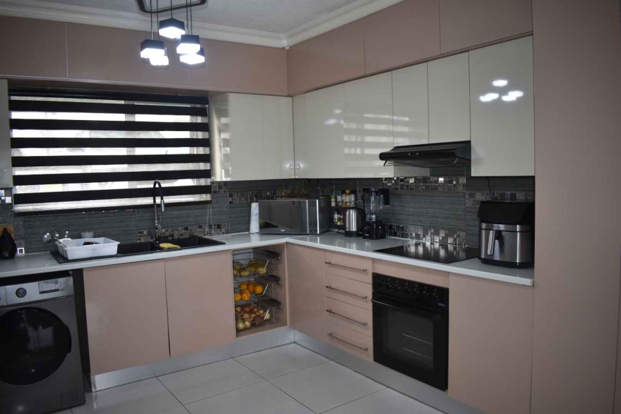 3 Bedroom Property for Sale in Beacon Bay Eastern Cape